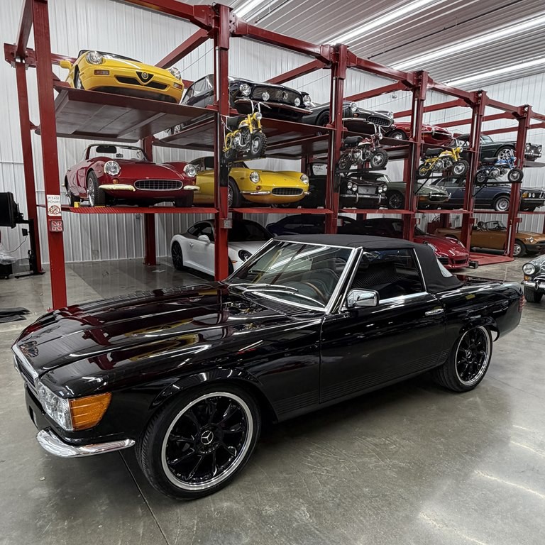 1976 Mercedes-Benz 420-Class Image 2