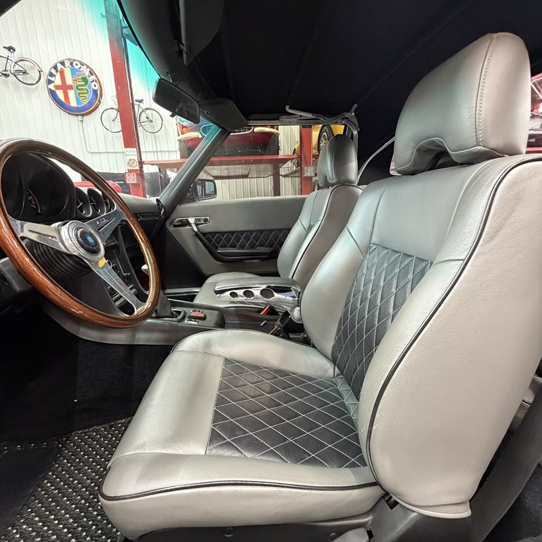 1976 Mercedes-Benz 420-Class Image 5