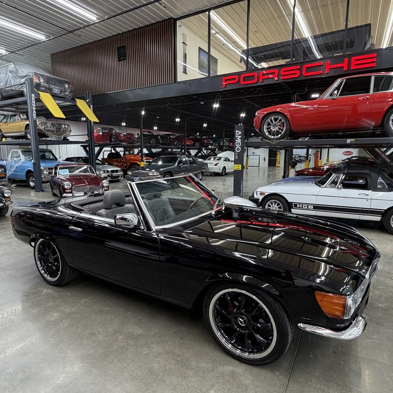 1976 Mercedes-Benz 420-Class Image 15