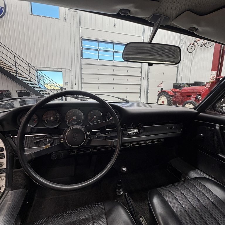 1968 Porsche 911 Image 10