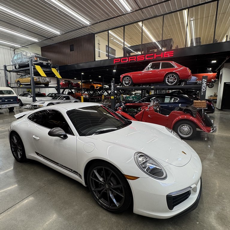 2019 Porsche 911 Image 1