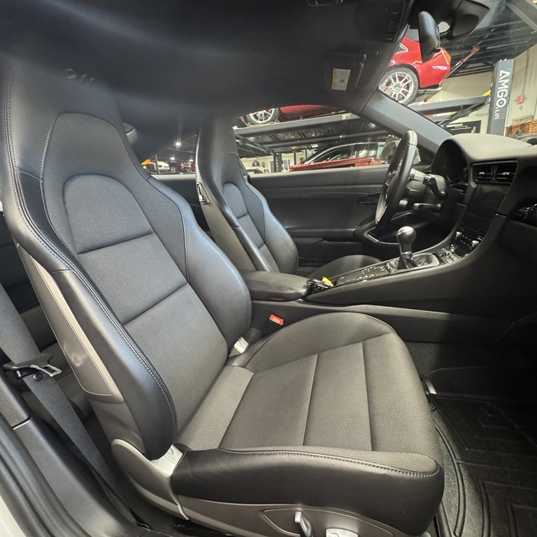 2019 Porsche 911 Image 6