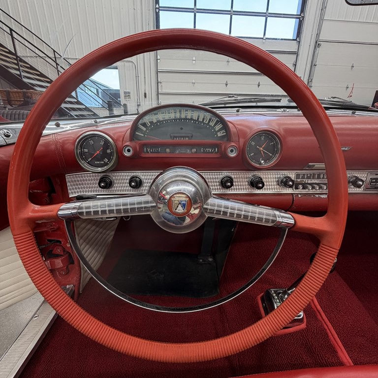 1955 Ford Thunderbird Image 9