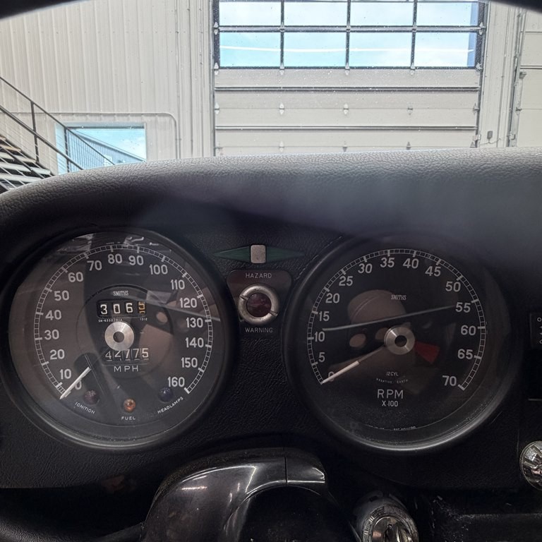 1971 Jaguar E-TYPE Image 11