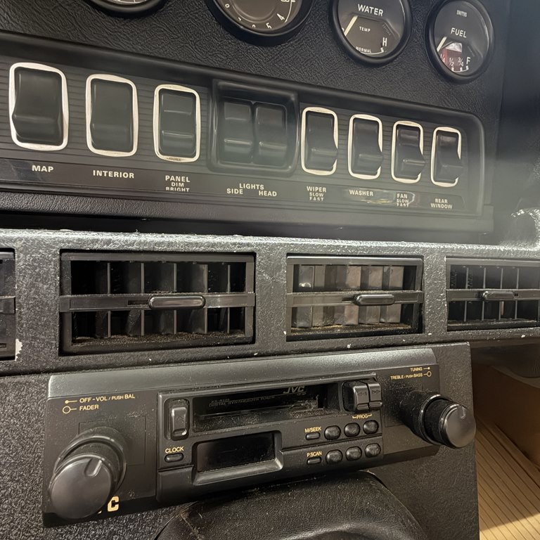 1971 Jaguar E-TYPE Image 15