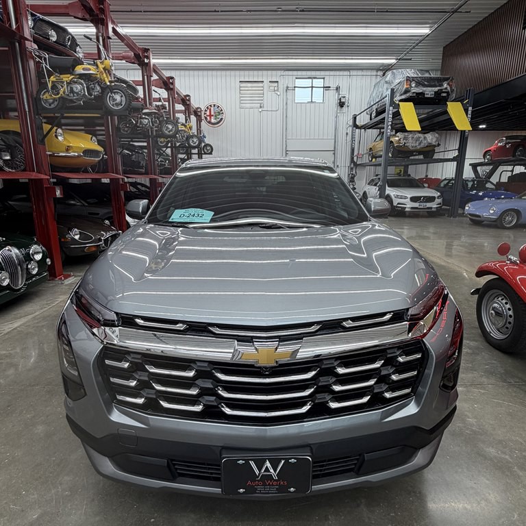 2025 Chevrolet Equinox Image 3