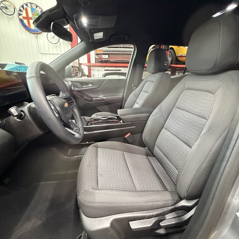 2025 Chevrolet Equinox Image 5