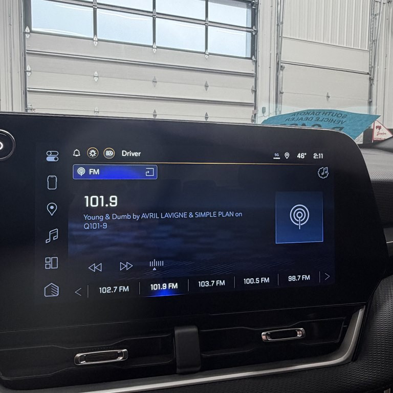 2025 Chevrolet Equinox Image 11