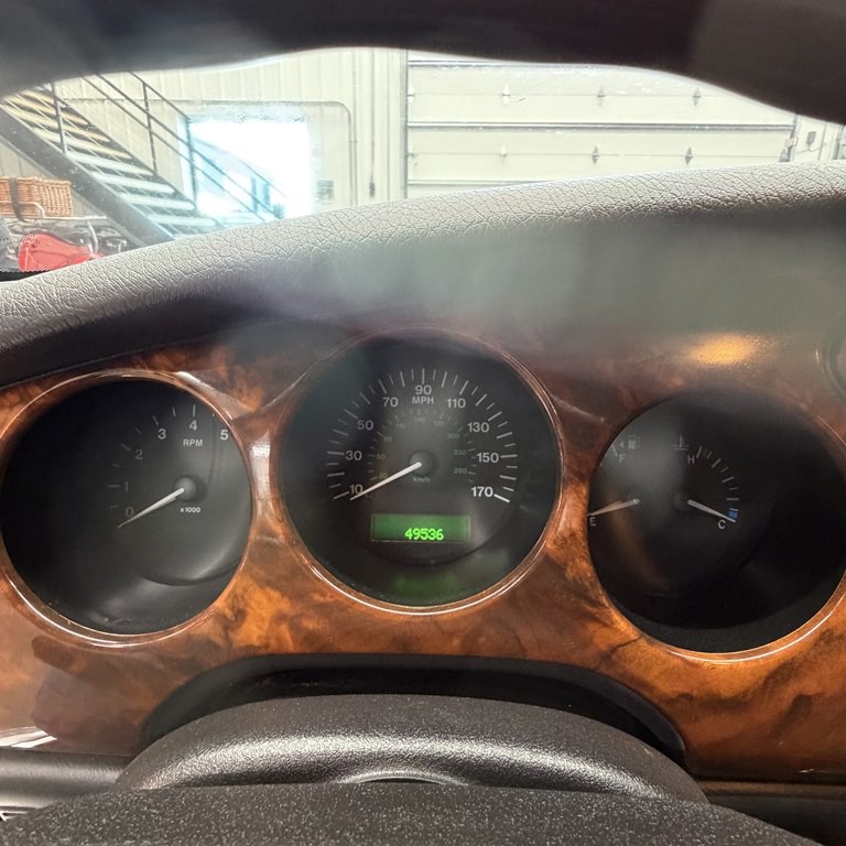 1999 Jaguar XK-Series Image 9