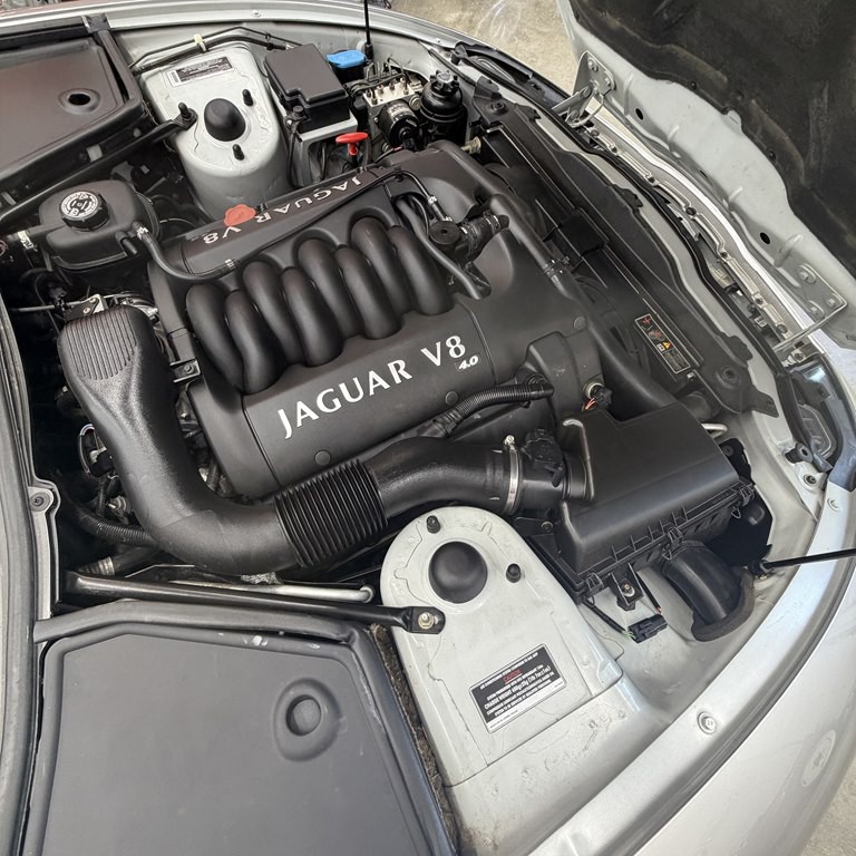 1999 Jaguar XK-Series Image 21