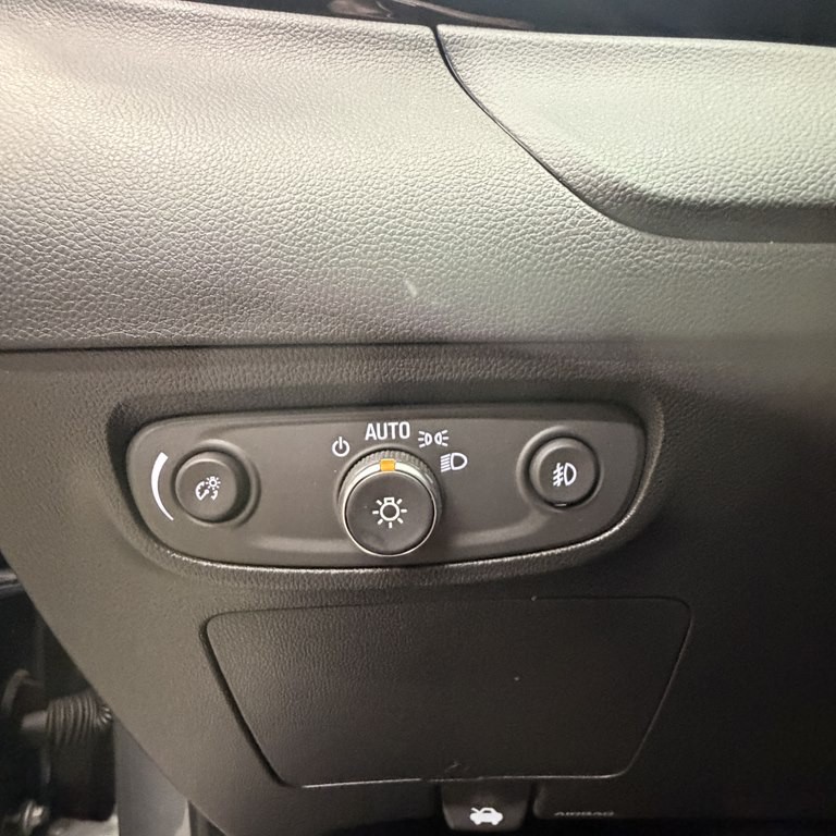 2023 Buick Enclave Image 18