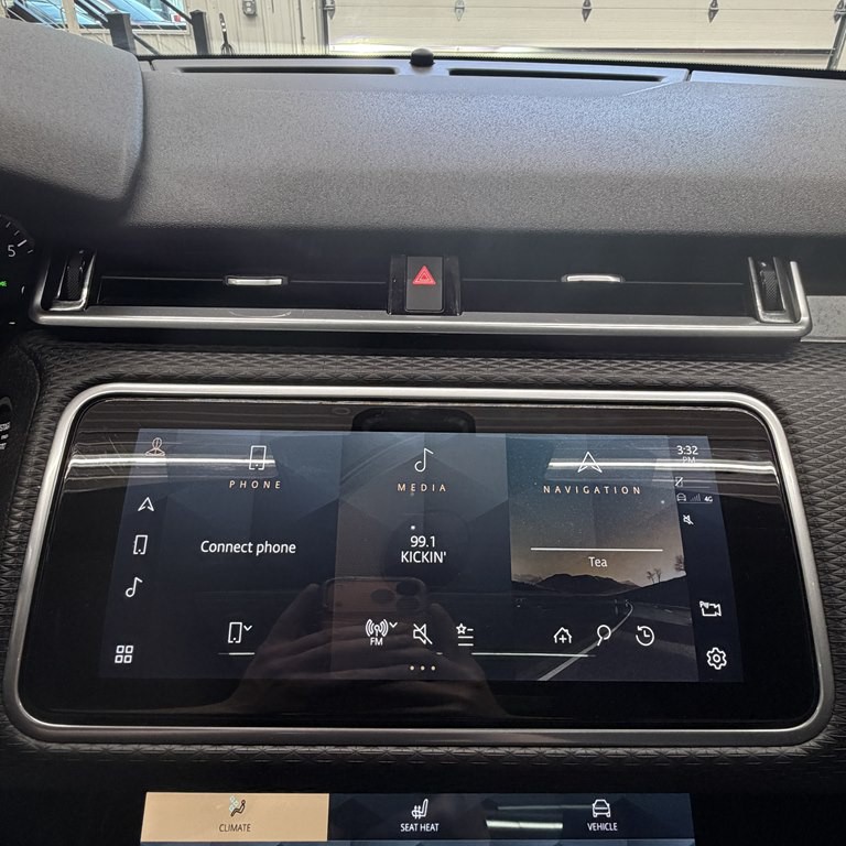 2021 Land Rover Range Rover Image 11