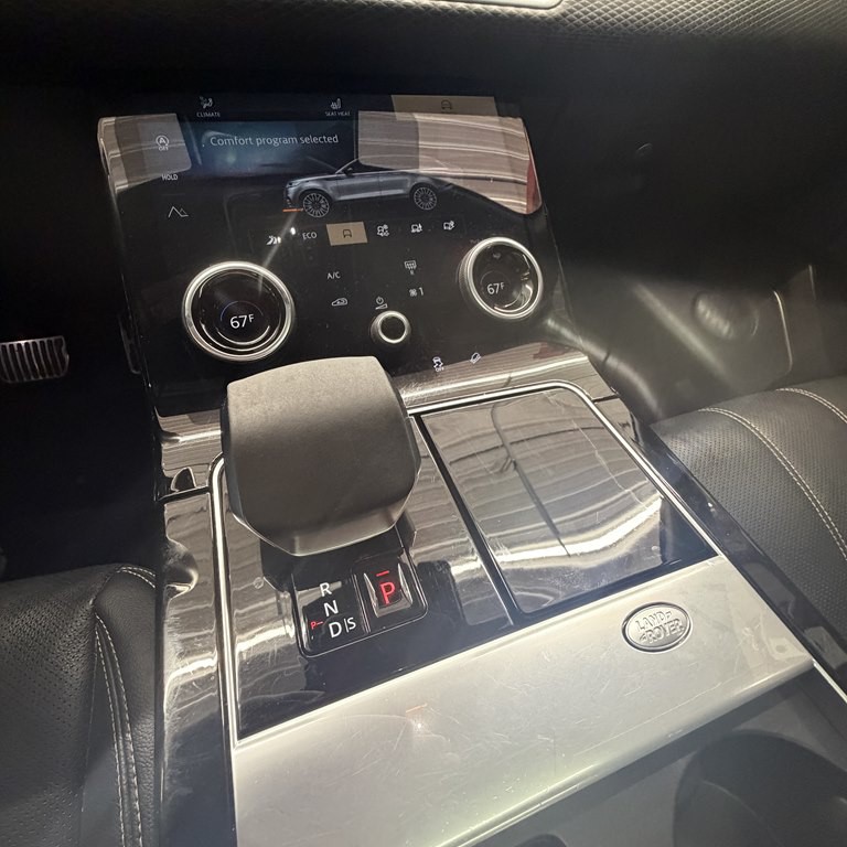 2021 Land Rover Range Rover Image 19