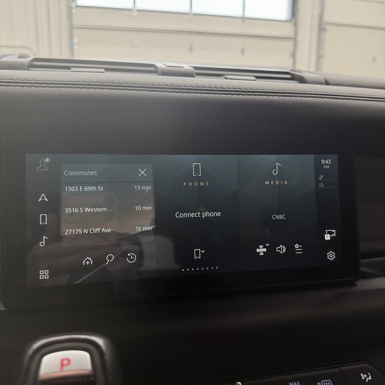 2022 Land Rover Defender Image 11