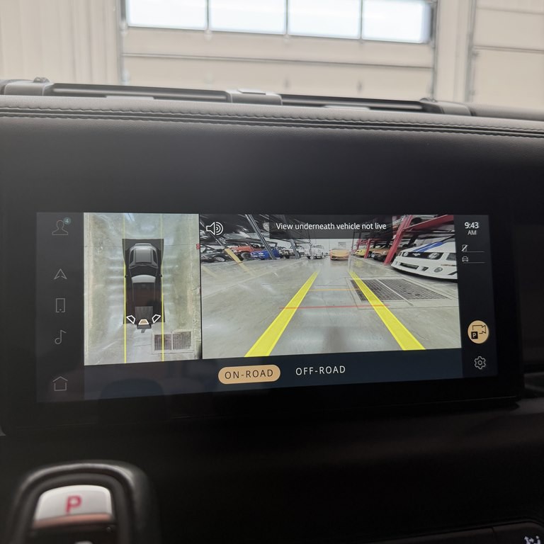 2022 Land Rover Defender Image 12