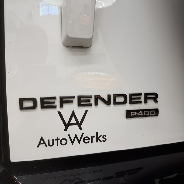 2022 Land Rover Defender Image 20