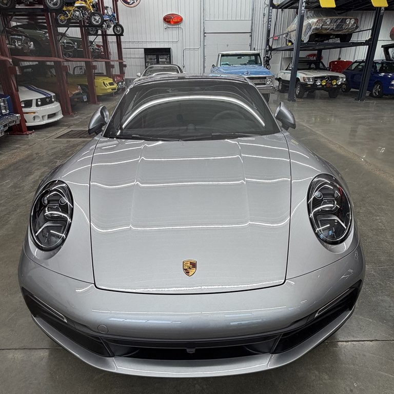 2021 Porsche 911 Image 3