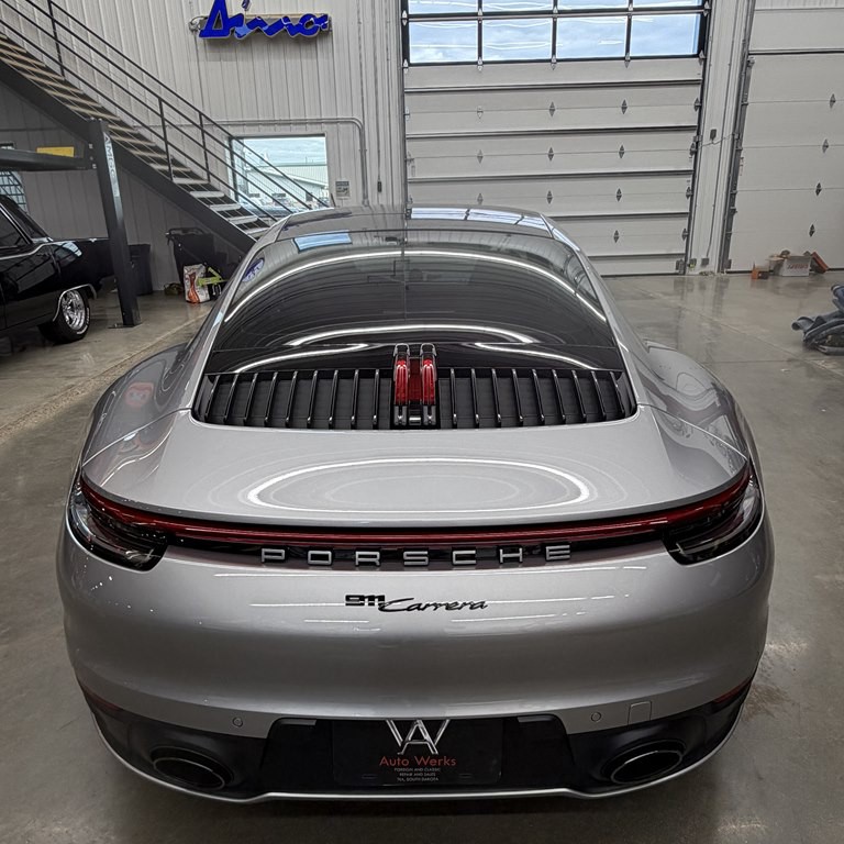 2021 Porsche 911 Image 4