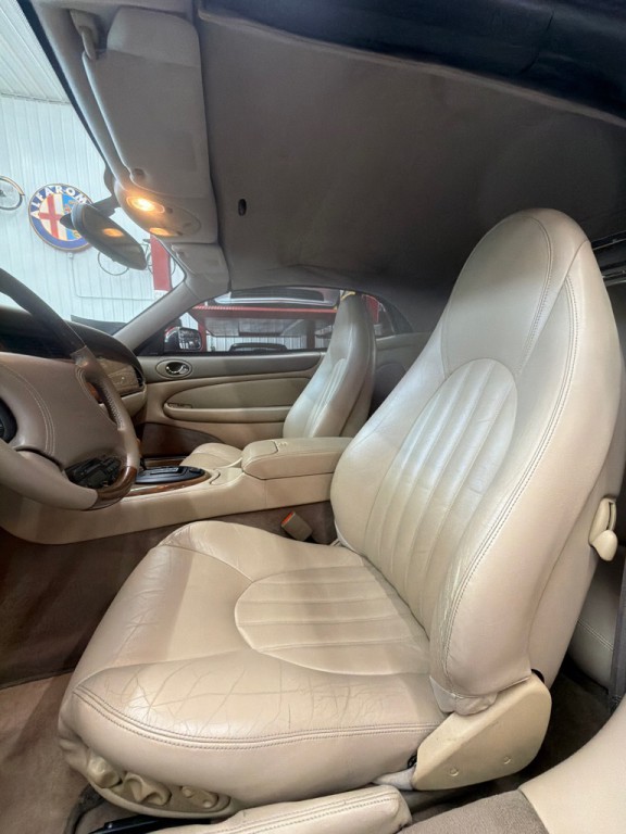 2000 Jaguar XK-Series Image 5