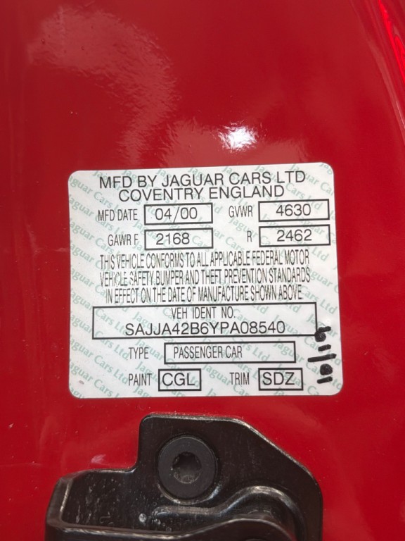 2000 Jaguar XK-Series Image 23