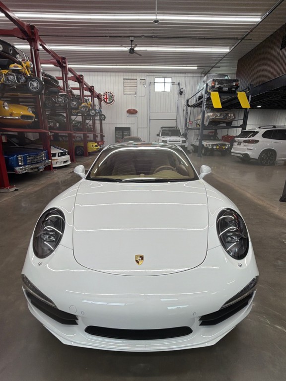 2013 Porsche 911 Image 3