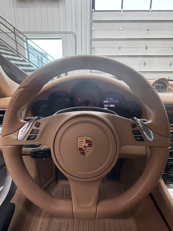 2013 Porsche 911 Image 9
