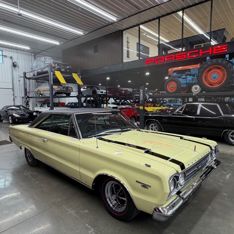 1967 Plymouth Belvedere Image 1