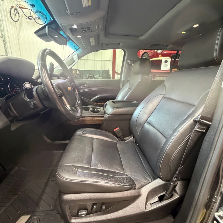 2018 Chevrolet Suburban Image 5