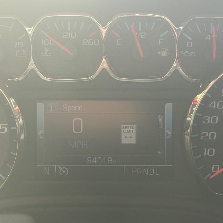 2018 Chevrolet Suburban Image 9