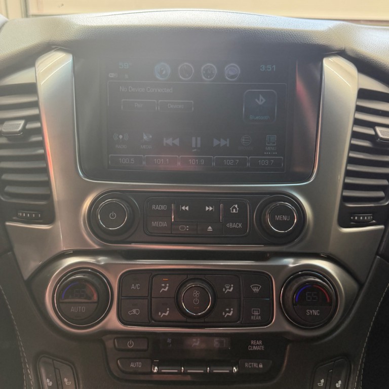 2018 Chevrolet Suburban Image 12