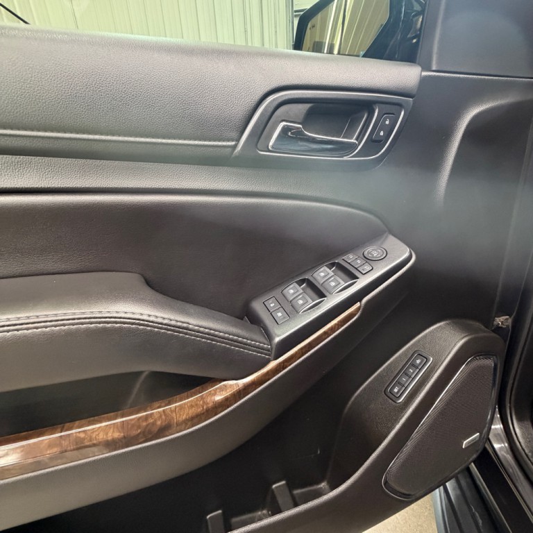 2018 Chevrolet Suburban Image 19