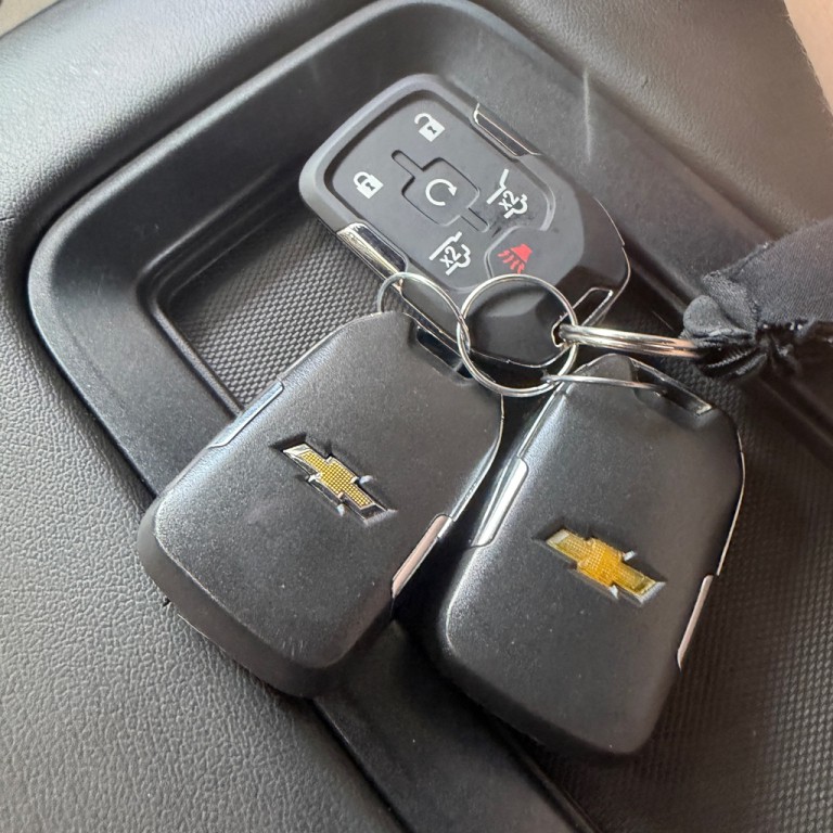 2018 Chevrolet Suburban Image 21