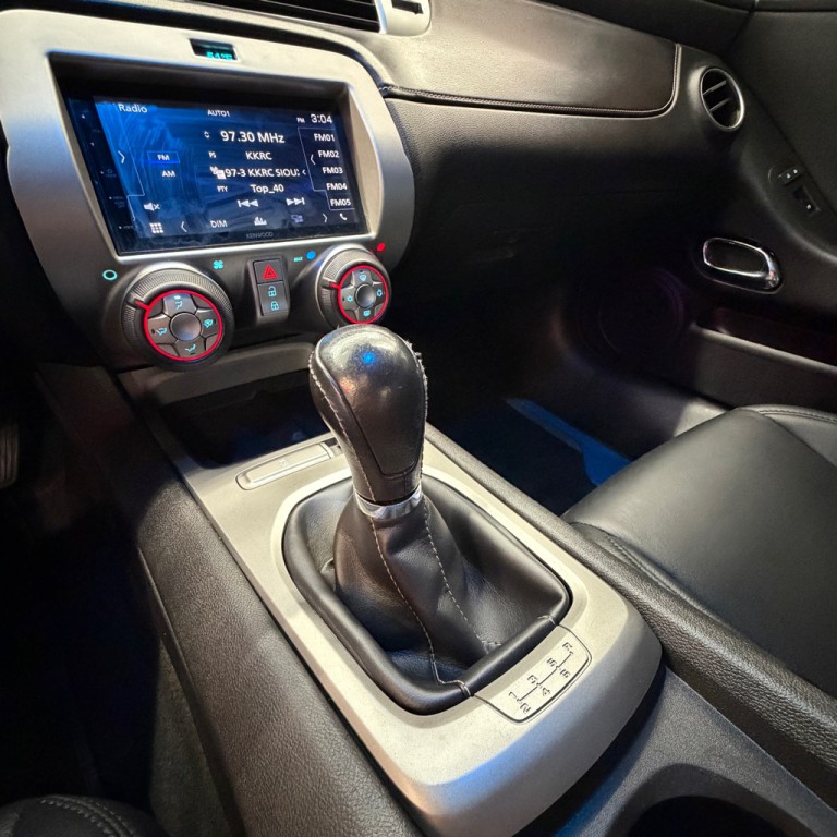 2015 Chevrolet Camaro Image 13
