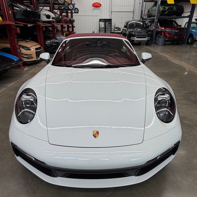 2022 Porsche 911 Image 4
