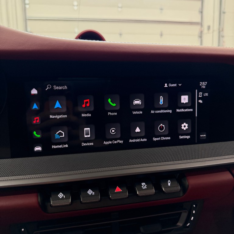 2022 Porsche 911 Image 13