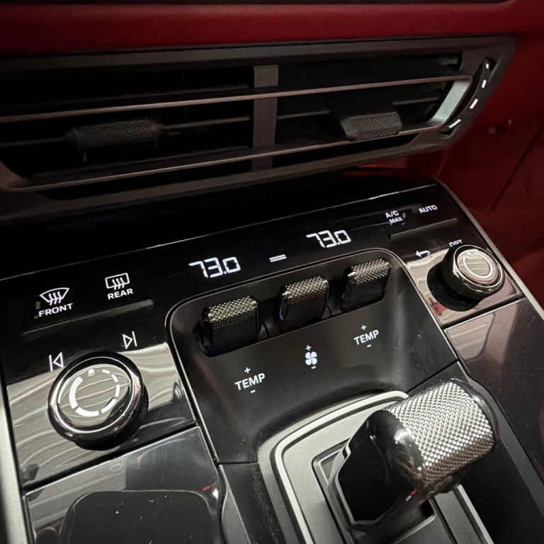2022 Porsche 911 Image 18
