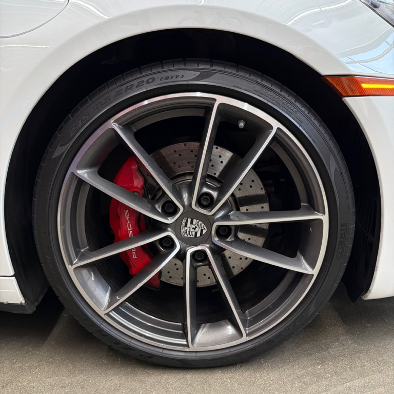 2022 Porsche 911 Image 24