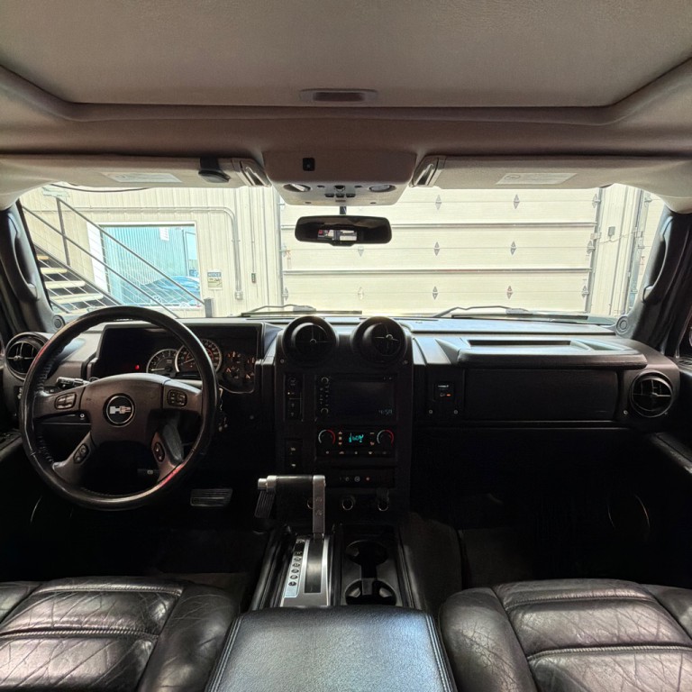 2006 HUMMER H2 Image 11