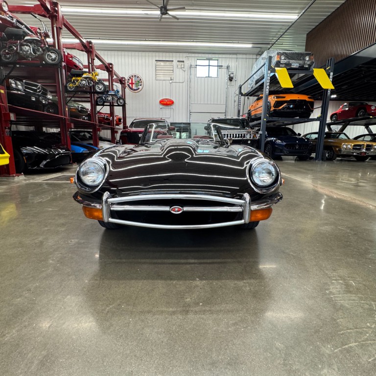 1970 Jaguar E-TYPE Image 3