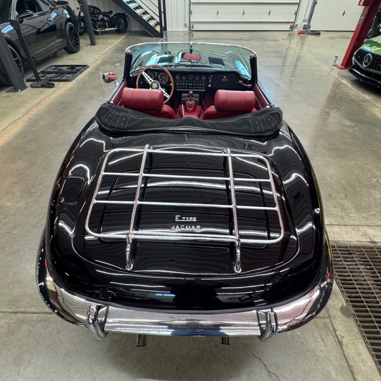 1970 Jaguar E-TYPE Image 5