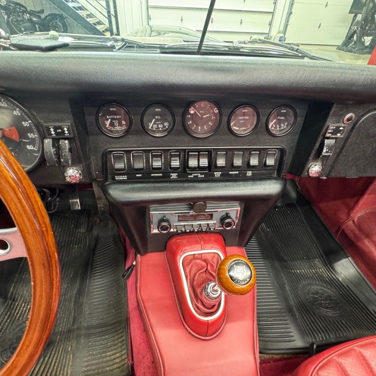 1970 Jaguar E-TYPE Image 13
