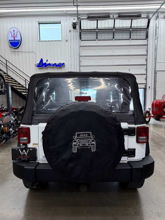 2014 Jeep Wrangler Image 4