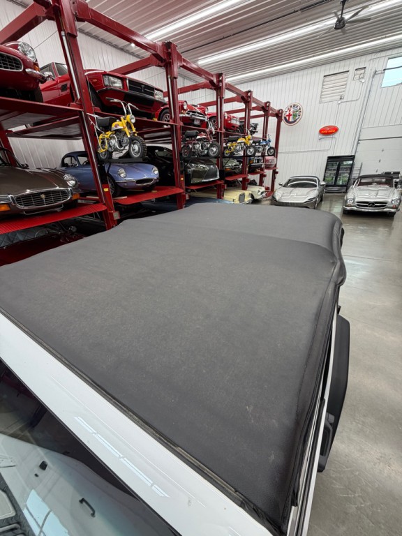 2014 Jeep Wrangler Image 24