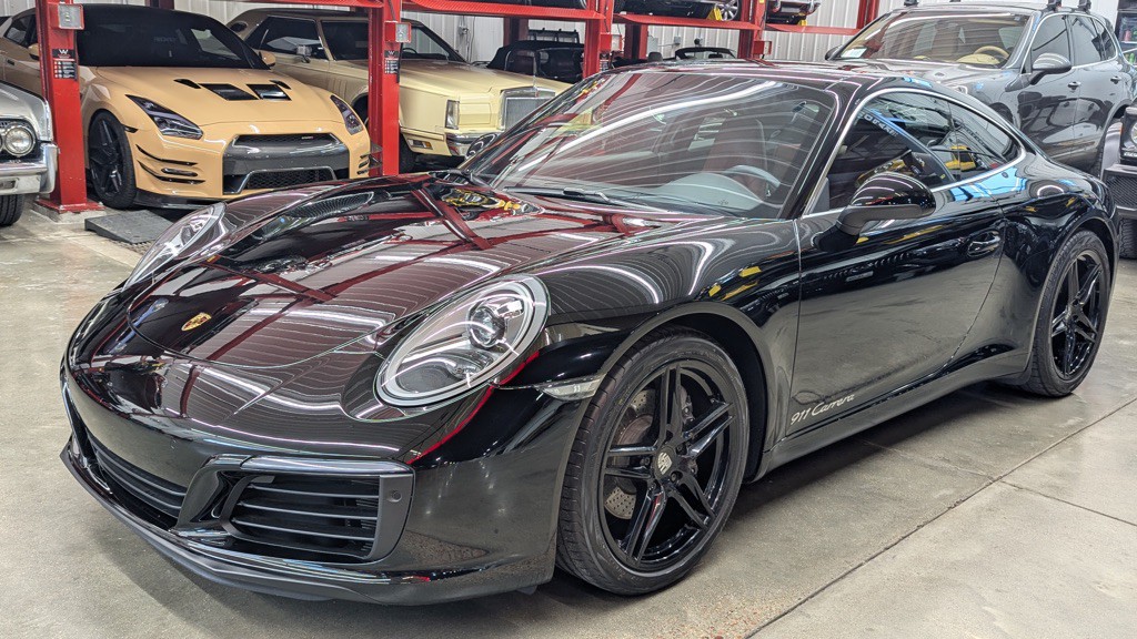 2018 Porsche 911 Image 3