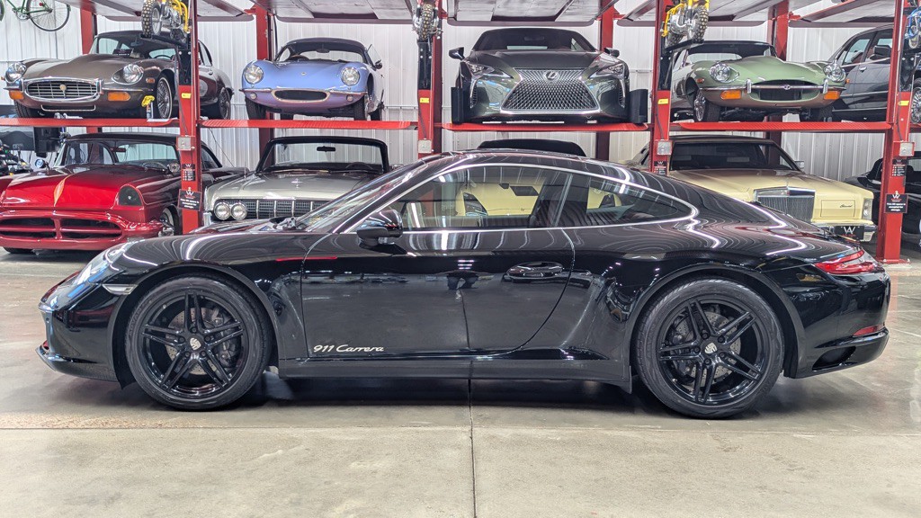 2018 Porsche 911 Image 4