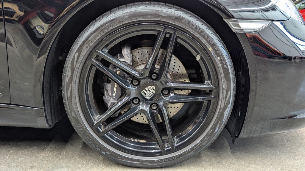 2018 Porsche 911 Image 27