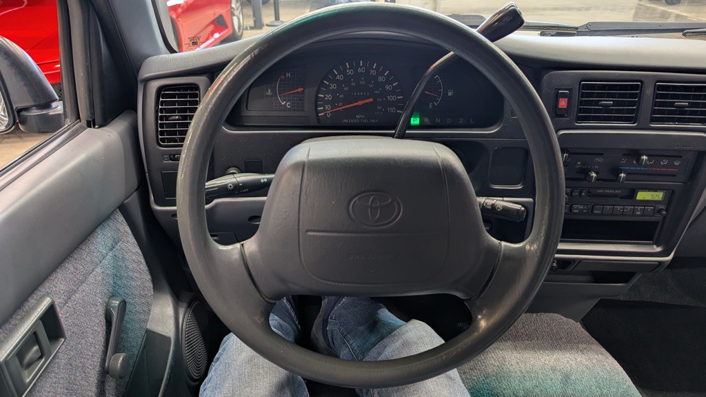 1996 Toyota Tacoma Image 14