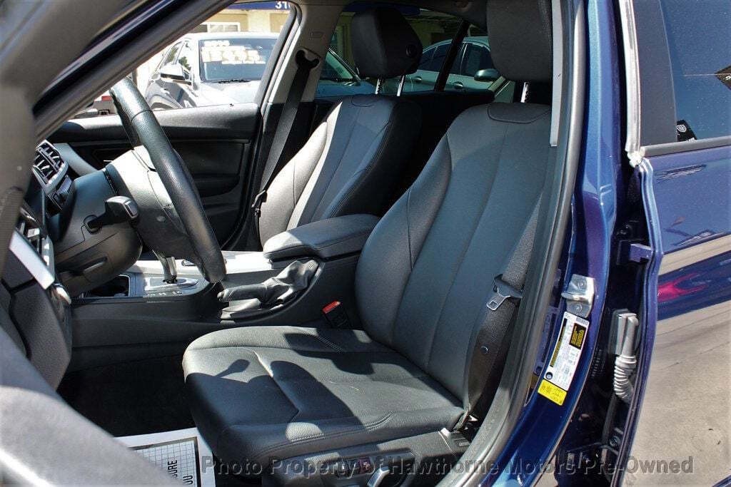 2016 BMW 3 Series Image 9