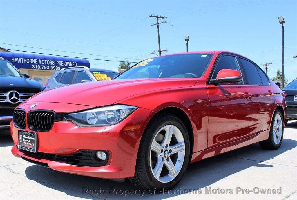 2014 BMW 3 Series Image 2