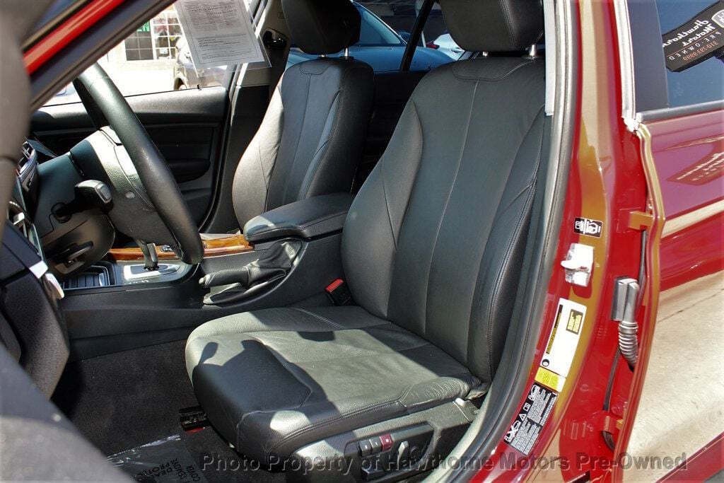 2014 BMW 3 Series Image 9